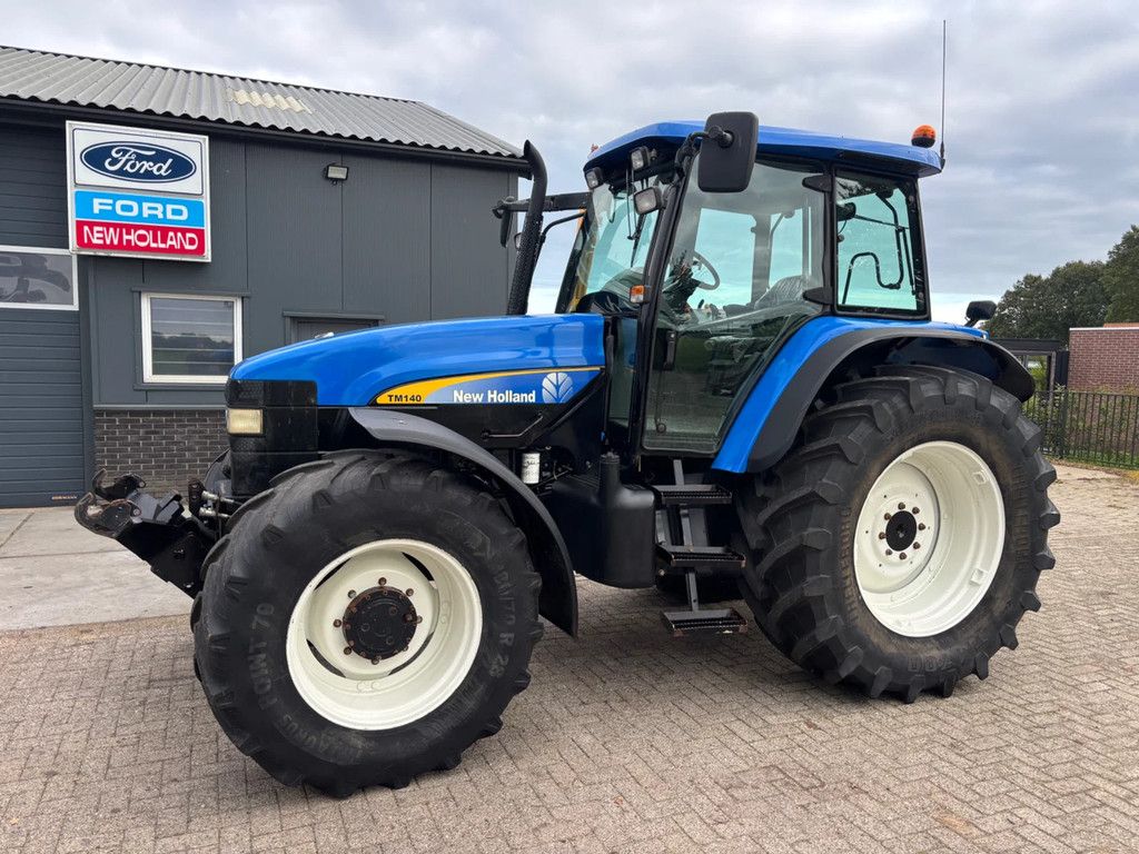 New Holland TM 140 RC