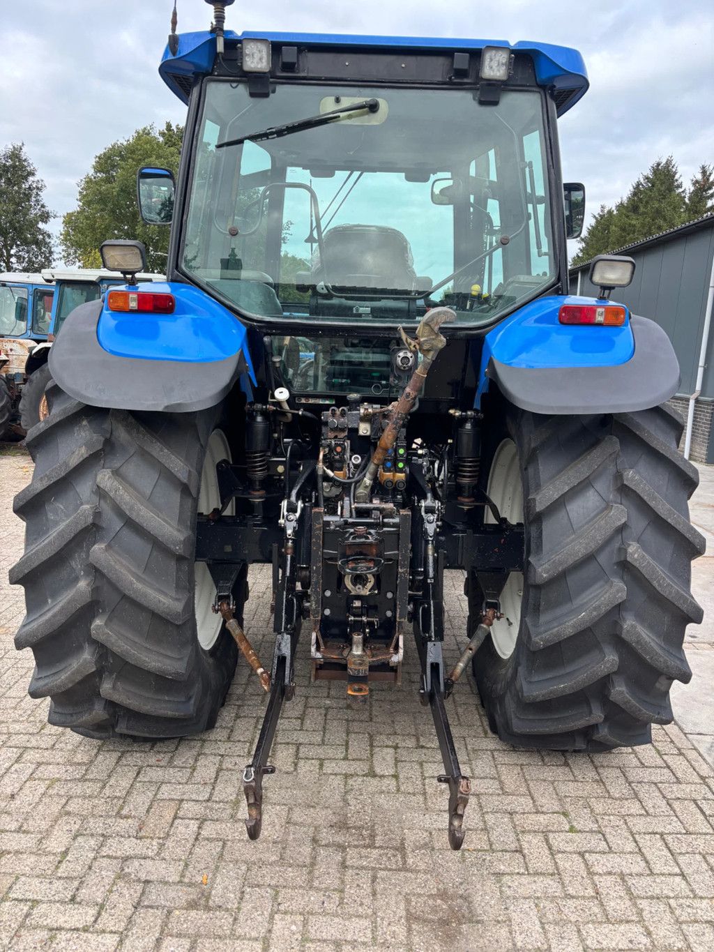 New Holland TM 140 RC