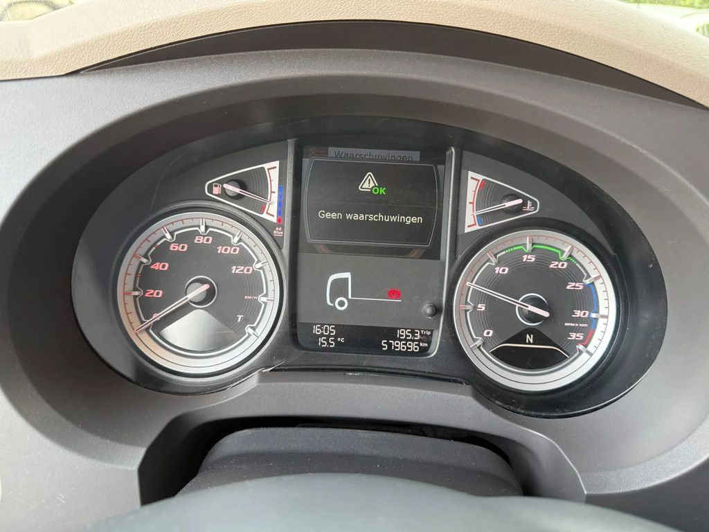 DAF LF 210 2.5T LBW 8.1M Koffer ACC NL Truck APK/TUV 03-2027