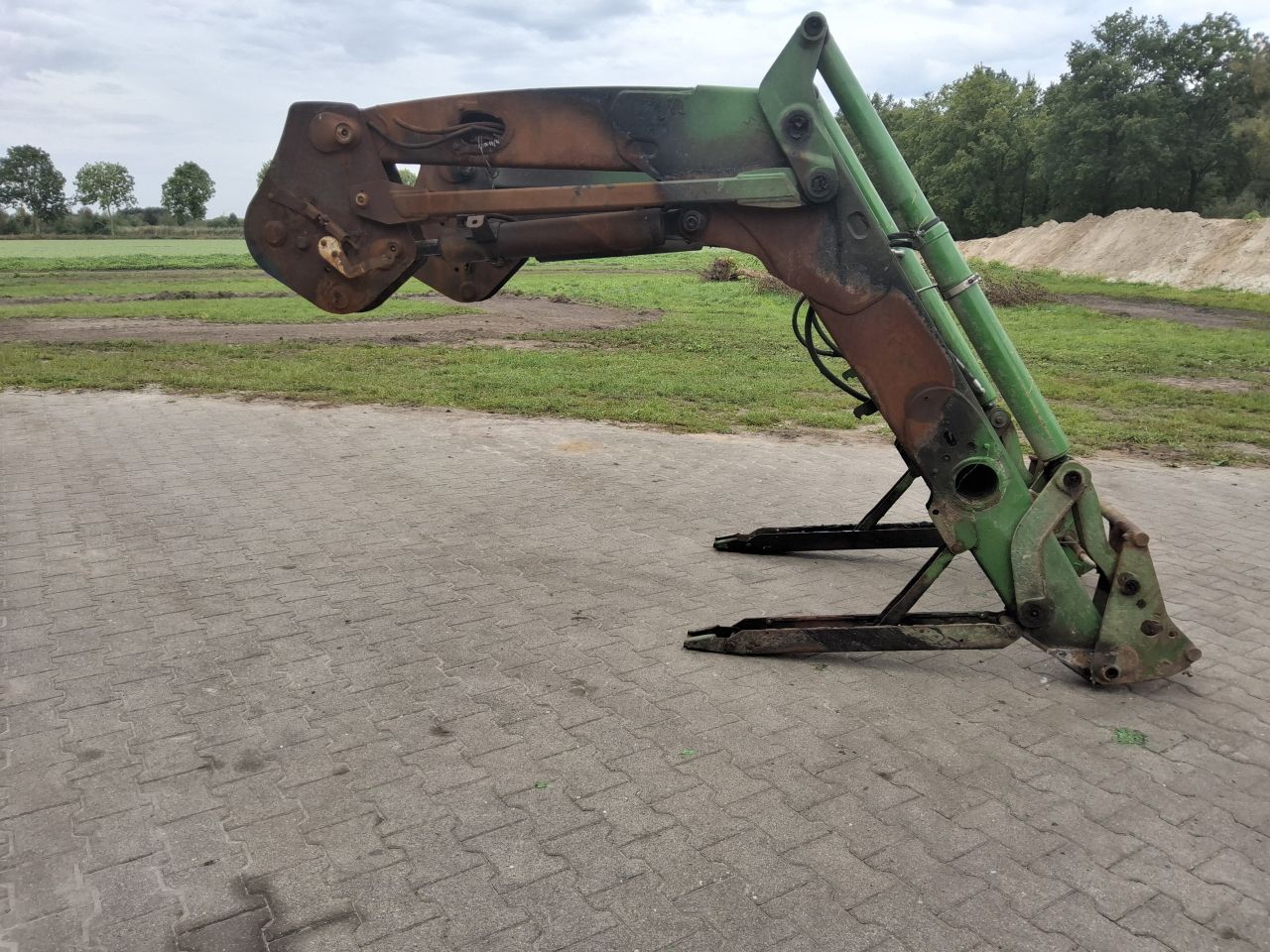 John Deere 623R