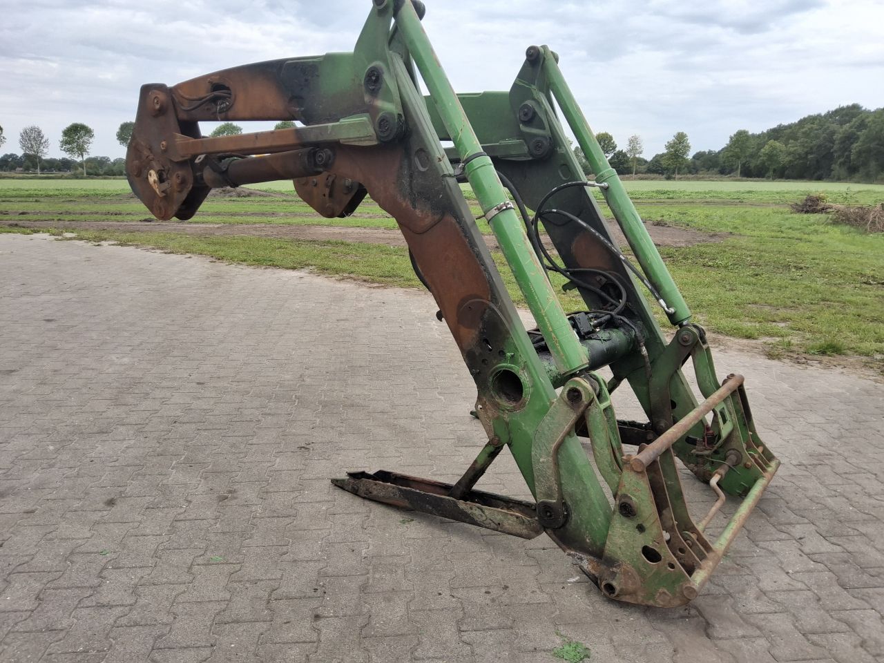 John Deere 623R