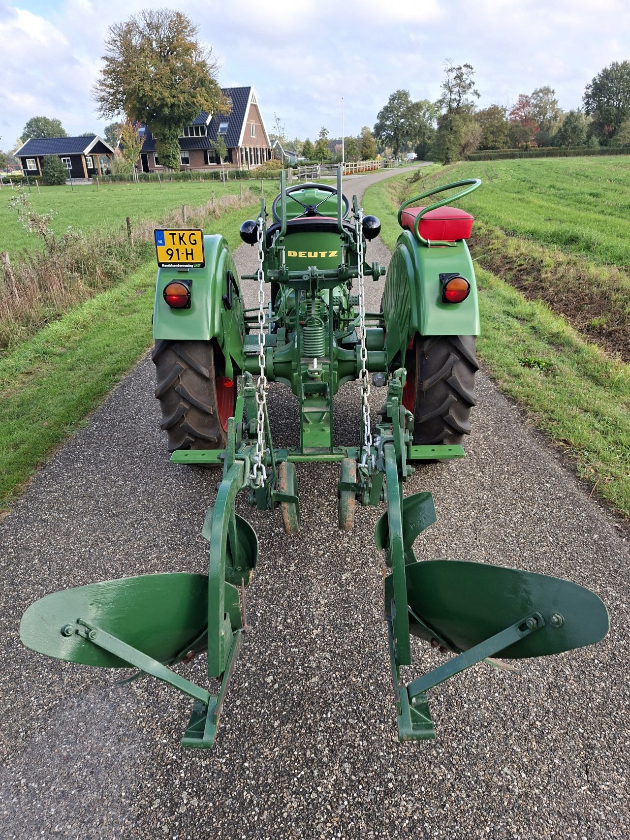 Deutz F1L514 met zeldzame ploeg | Fabriekstaat | NL Kenteken