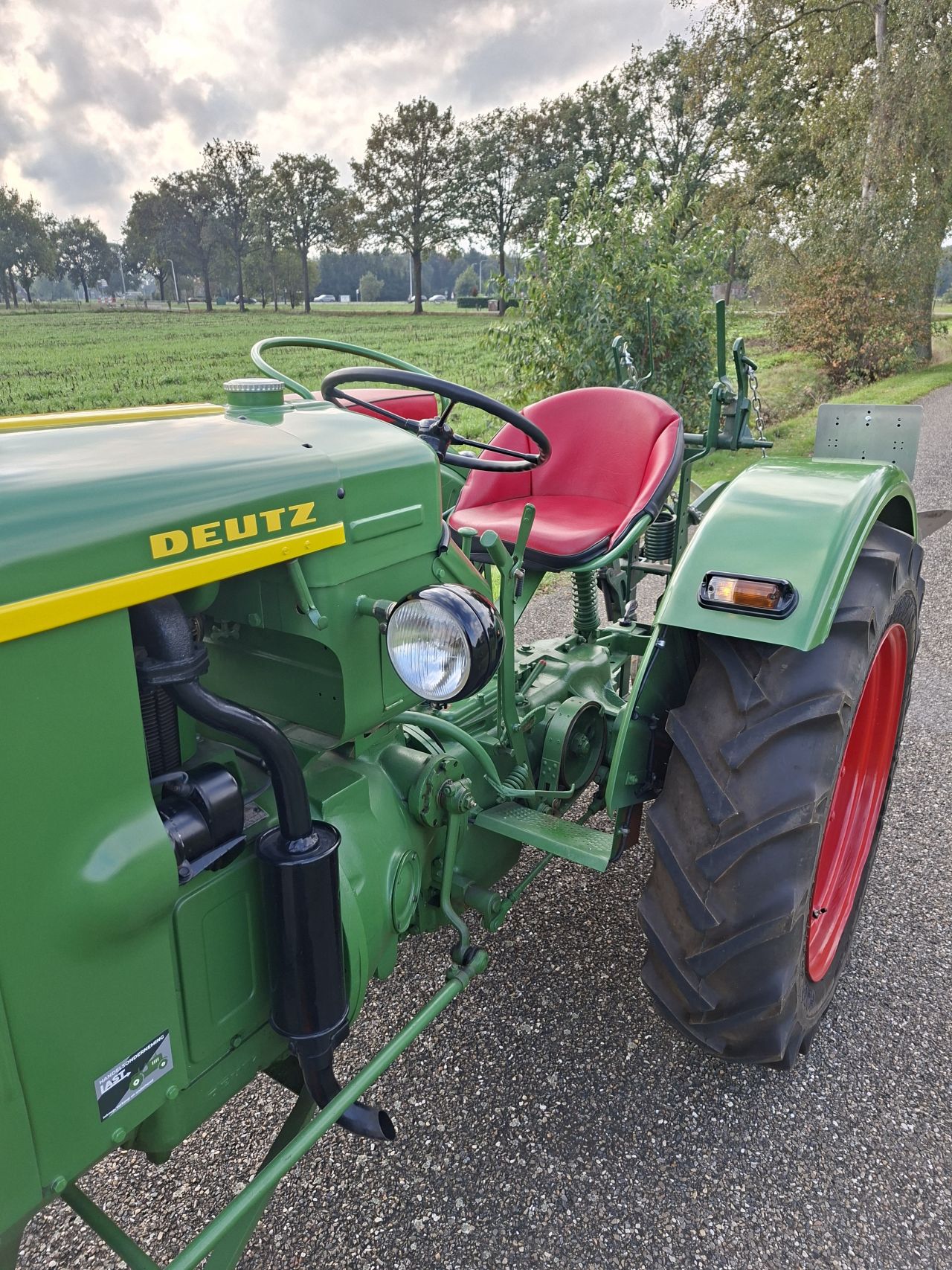Deutz F1L514 met zeldzame ploeg | Fabriekstaat | NL Kenteken