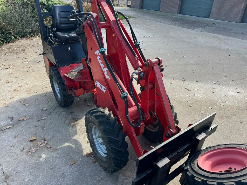 Fuchs F853H Minishovel | 2003 | 4.343 uur | Marge