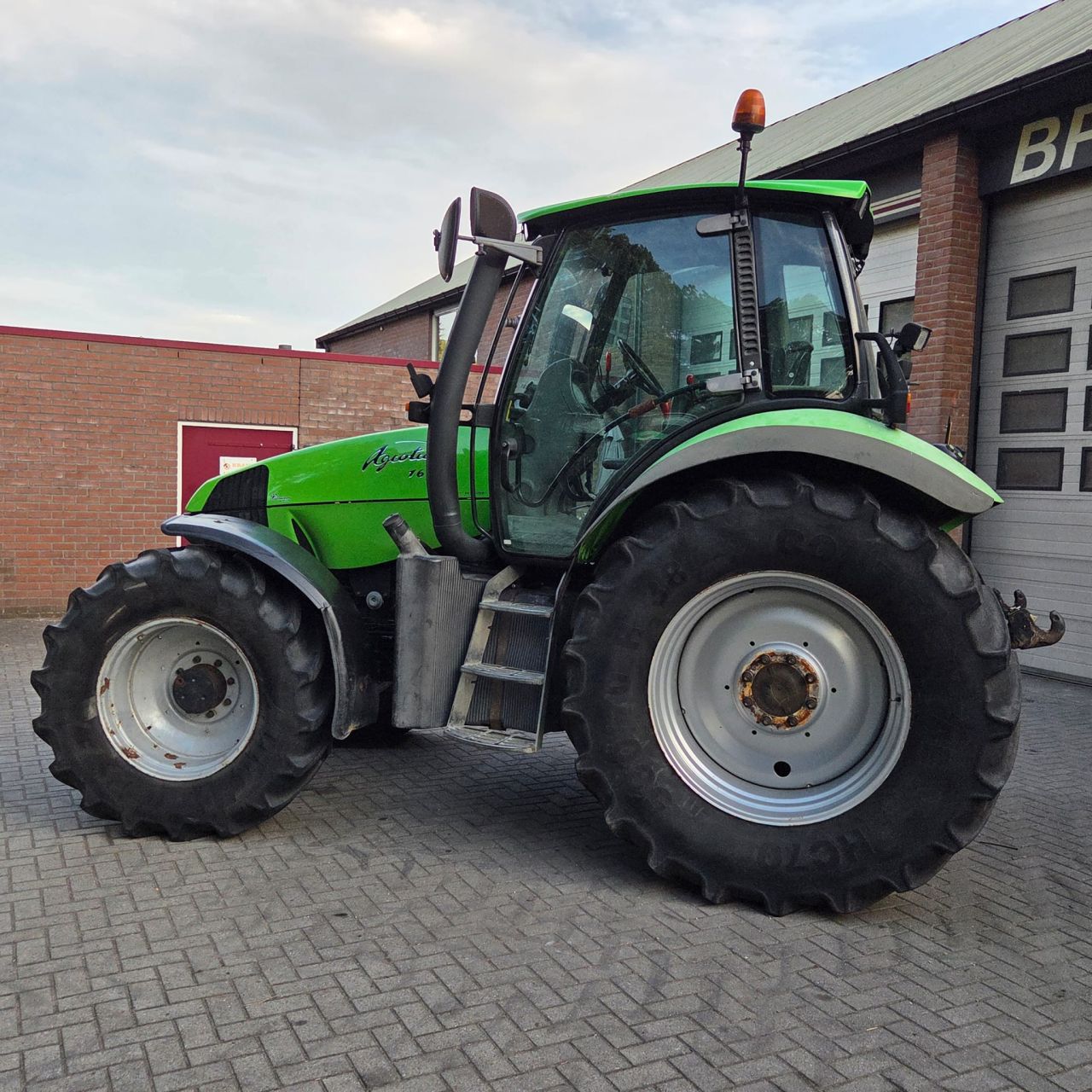 Deutz Fahr Agrotron 165 MK3