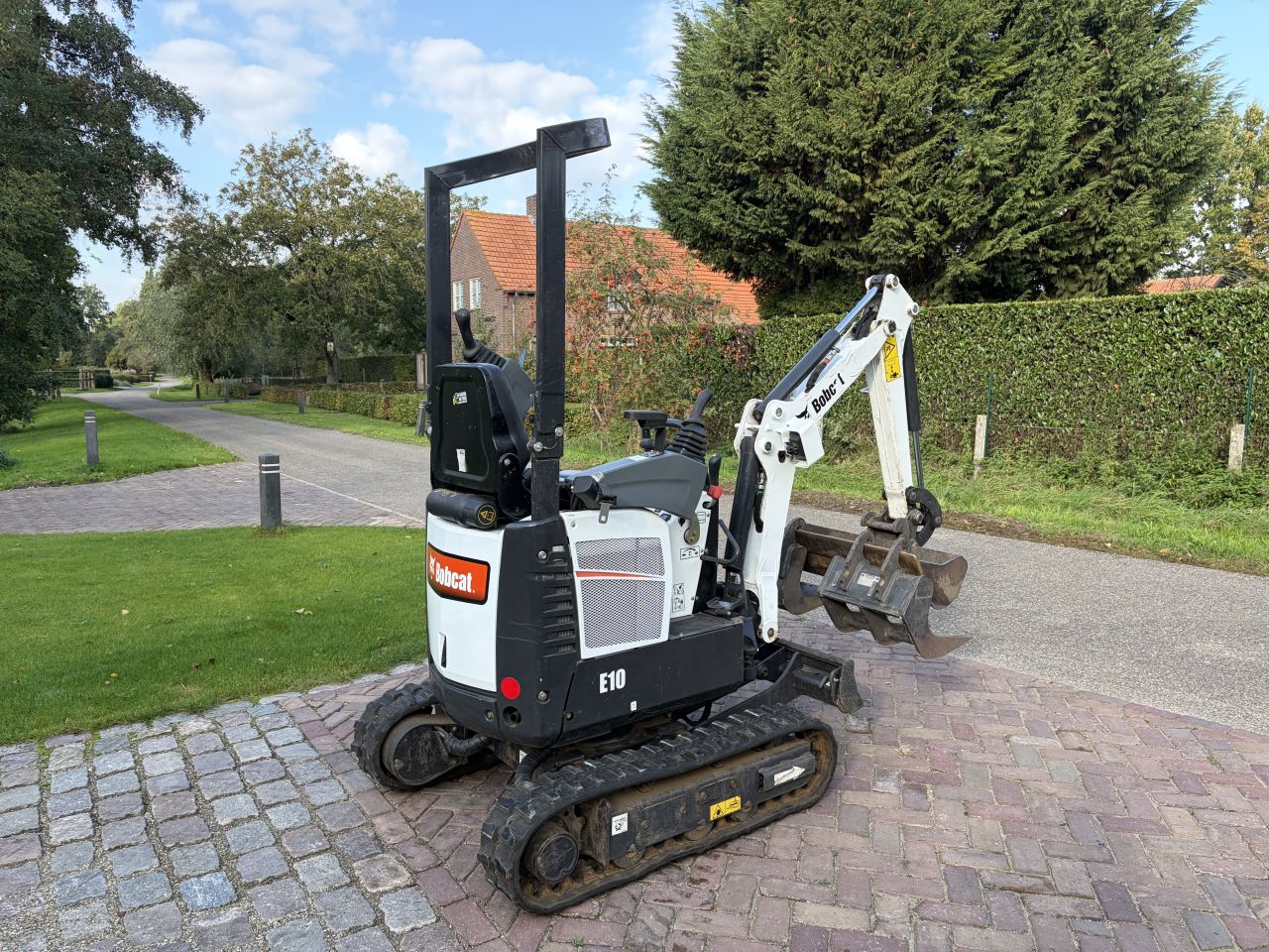 Bobcat e10 452 draaiuren