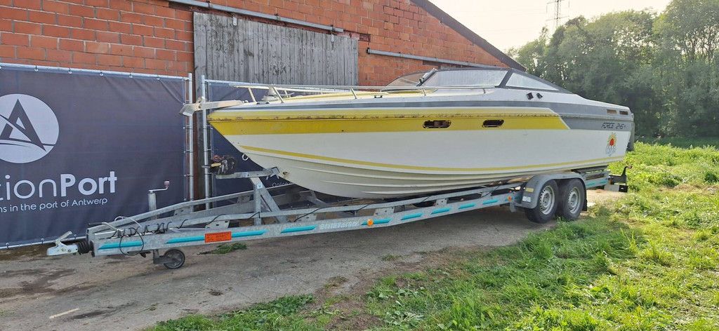 Bootstrailer Steinbacher MB 3.5 + Boot 3500 kg