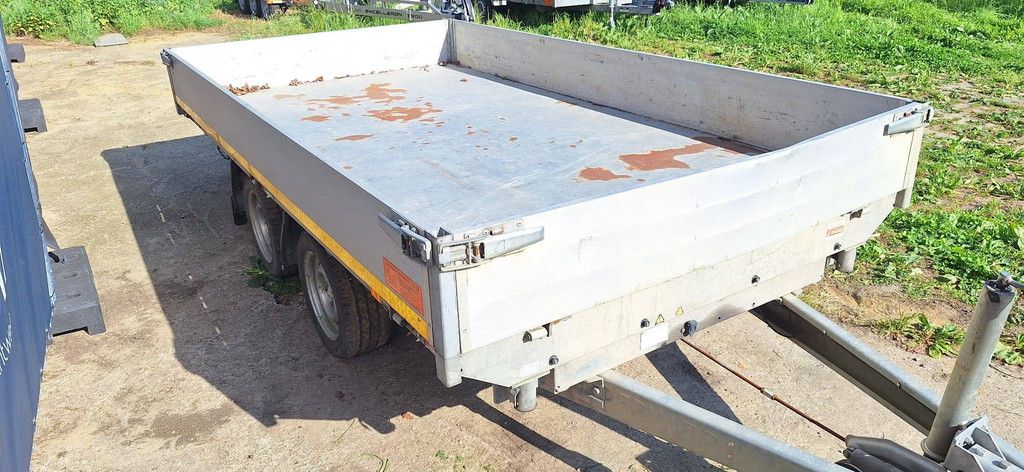 Eduard Tipper Trailer Type 4 3000 kg