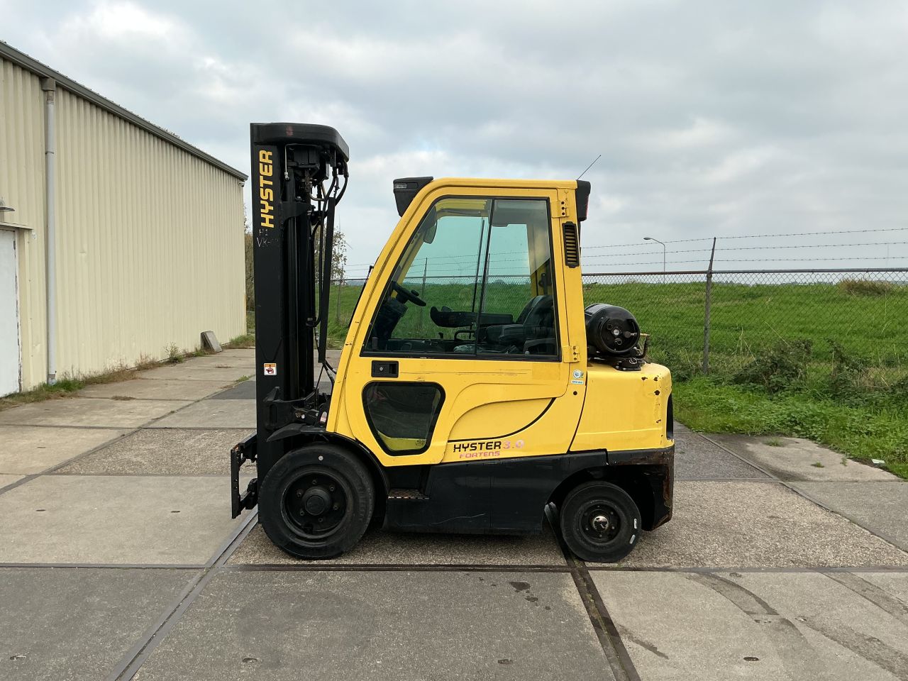 Te Koop Hyster LPG bouwjaar 2019 7 meter mast quatromast