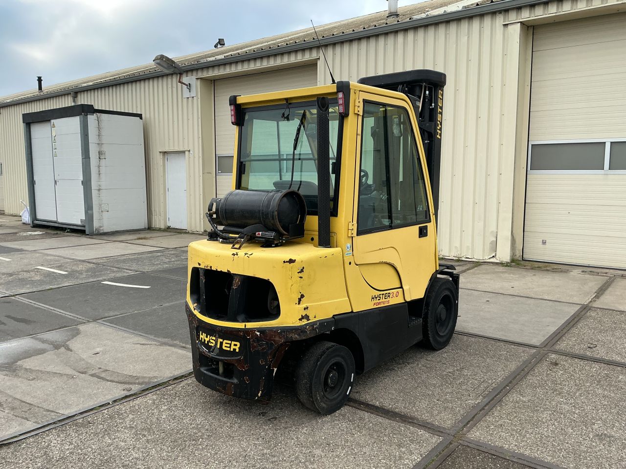 Te Koop Hyster LPG bouwjaar 2019 7 meter mast quatromast
