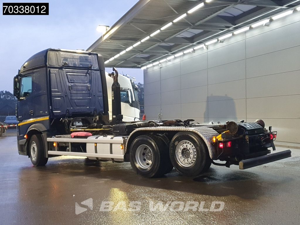 Mercedes Actros 2542 6X2 HIAB XR21S59 containersystem Lift+steering axle Euro 5