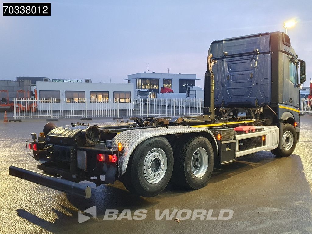 Mercedes Actros 2542 6X2 HIAB XR21S59 containersystem Lift+steering axle Euro 5