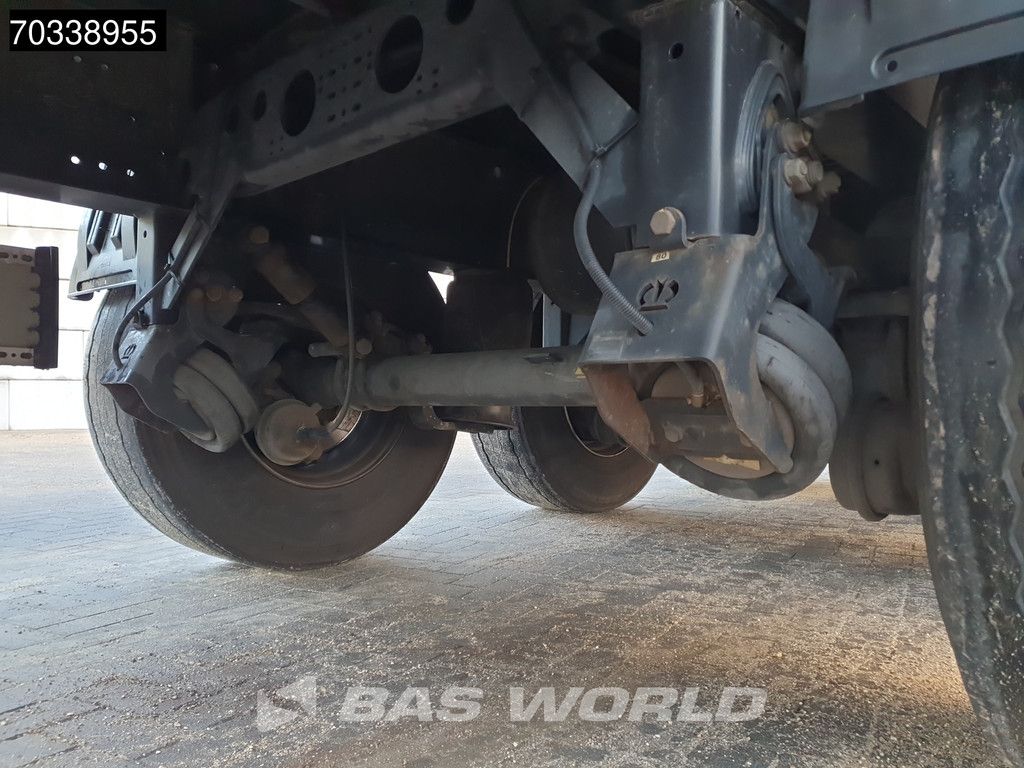 Krone SD Lift Axle MOT 09/27