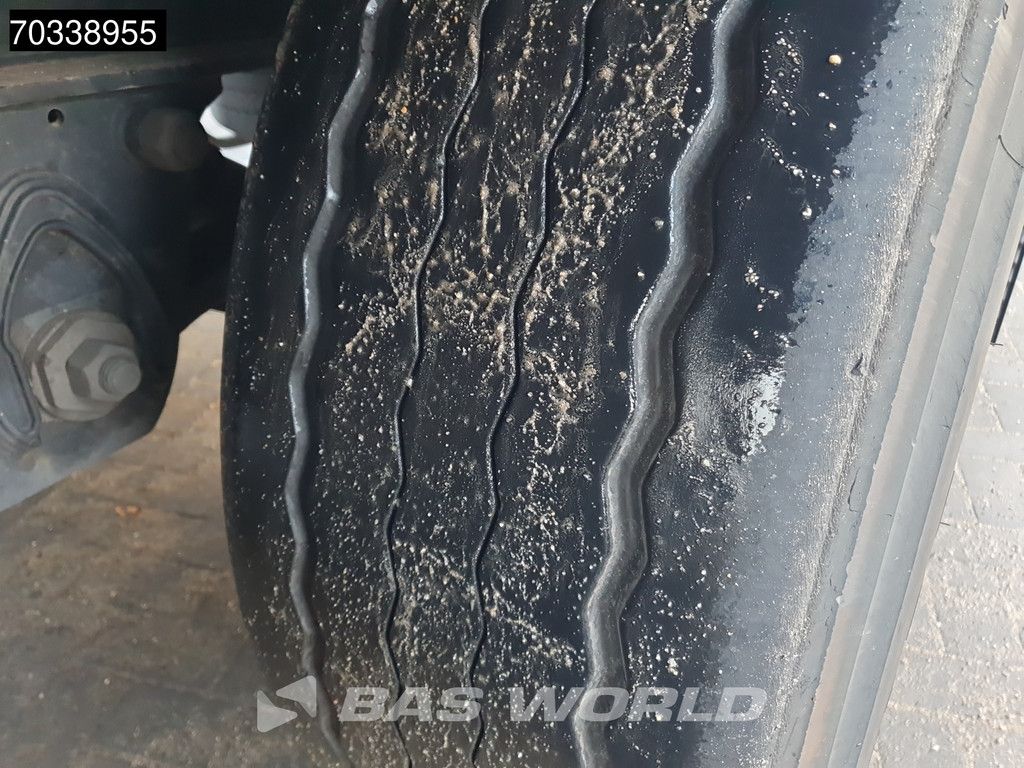 Krone SD Lift Axle MOT 09/27