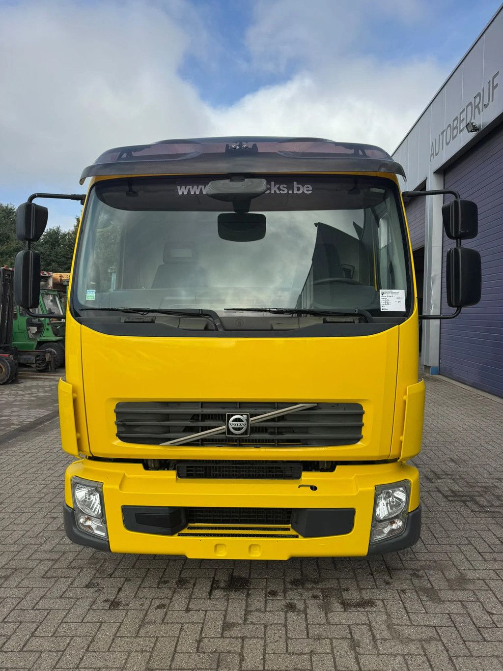 Volvo FL 240 **MANUAL GEARBOX-BELGIAN ORIGINE**