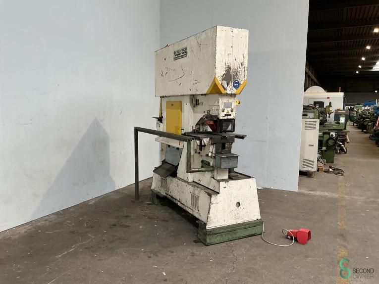 Pons-knipmachines Mubea KBLH1000
