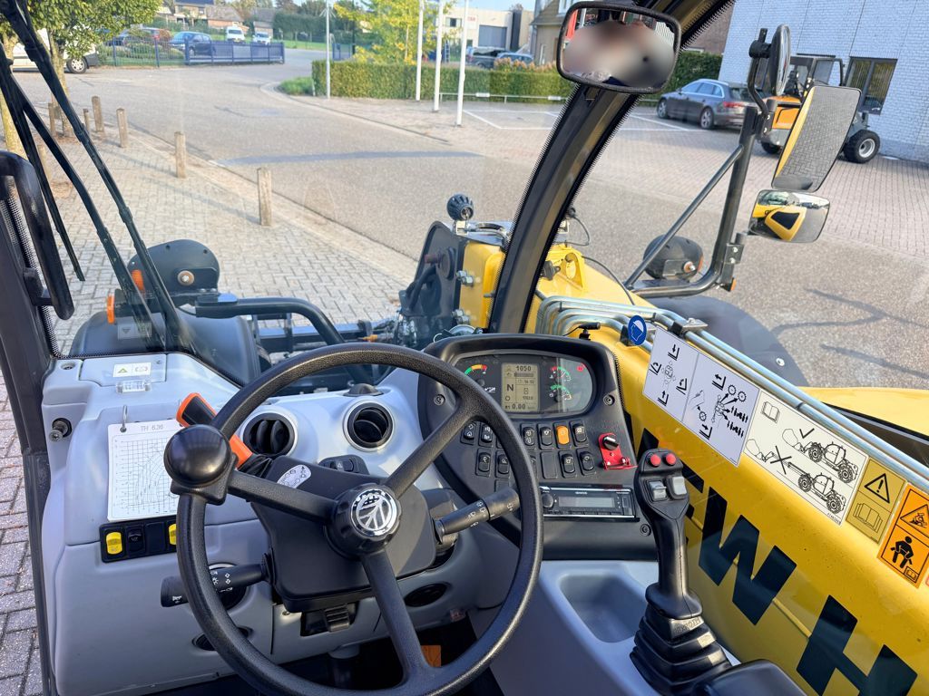 New Holland TH6.36 Plus 4WD