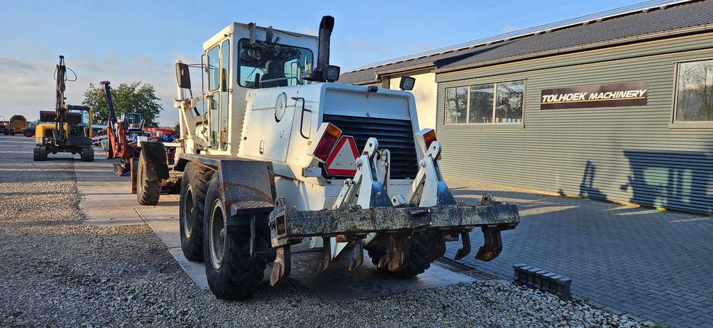 Komatsu GD650 A GRADER