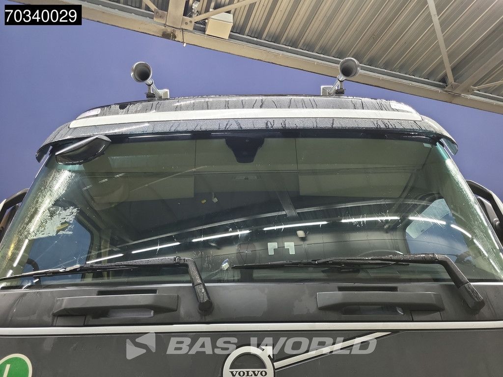 Volvo FH 500 4X2 XL 2xTanks Navi Standklima ACC
