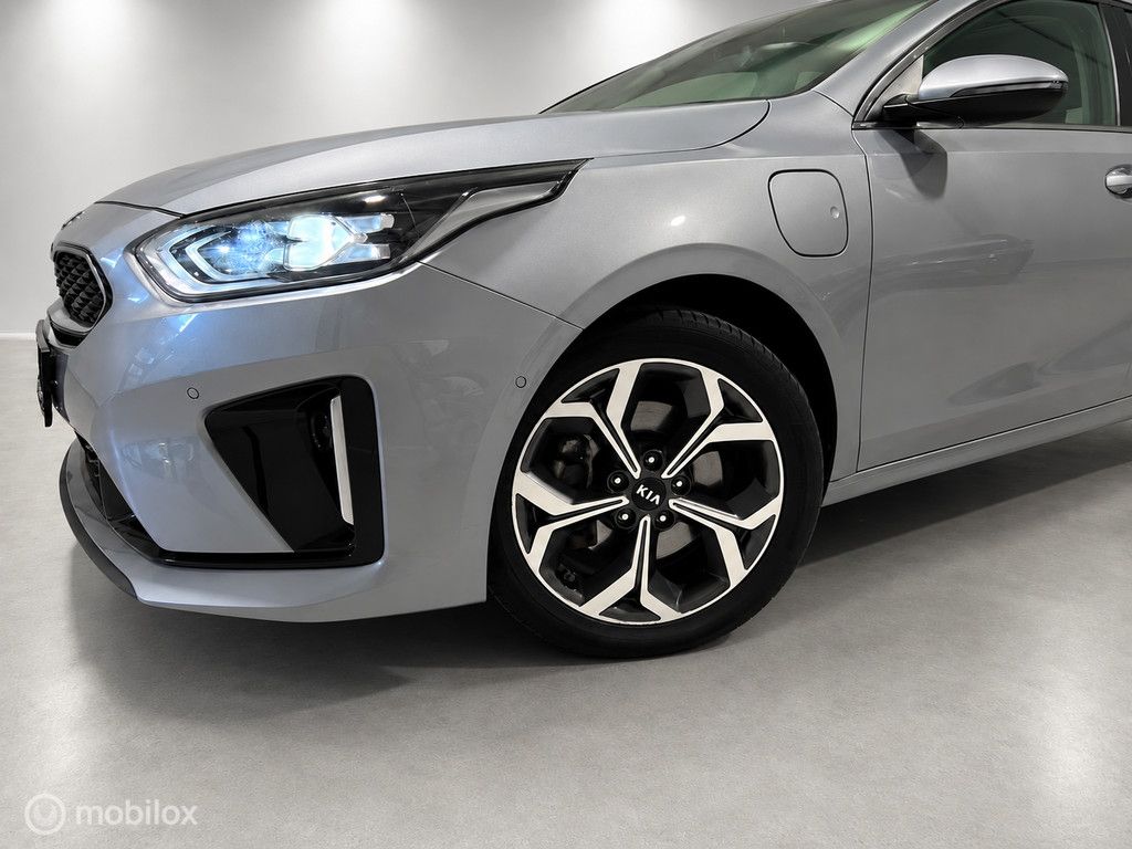 Kia Ceed Sportswagon 1.6 GDI PHEV ExecutiveLine | Schuif-Kanteldak| Trekhaak | Stuur-Stoel verwarming