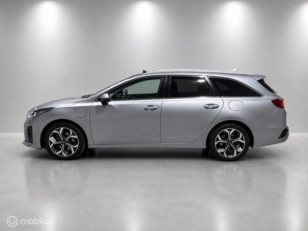 Kia Ceed Sportswagon 1.6 GDI PHEV ExecutiveLine | Schuif-Kanteldak| Trekhaak | Stuur-Stoel verwarming