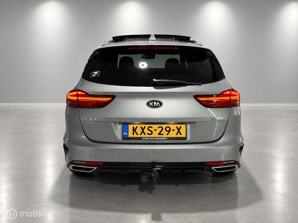 Kia Ceed Sportswagon 1.6 GDI PHEV ExecutiveLine | Schuif-Kanteldak| Trekhaak | Stuur-Stoel verwarming