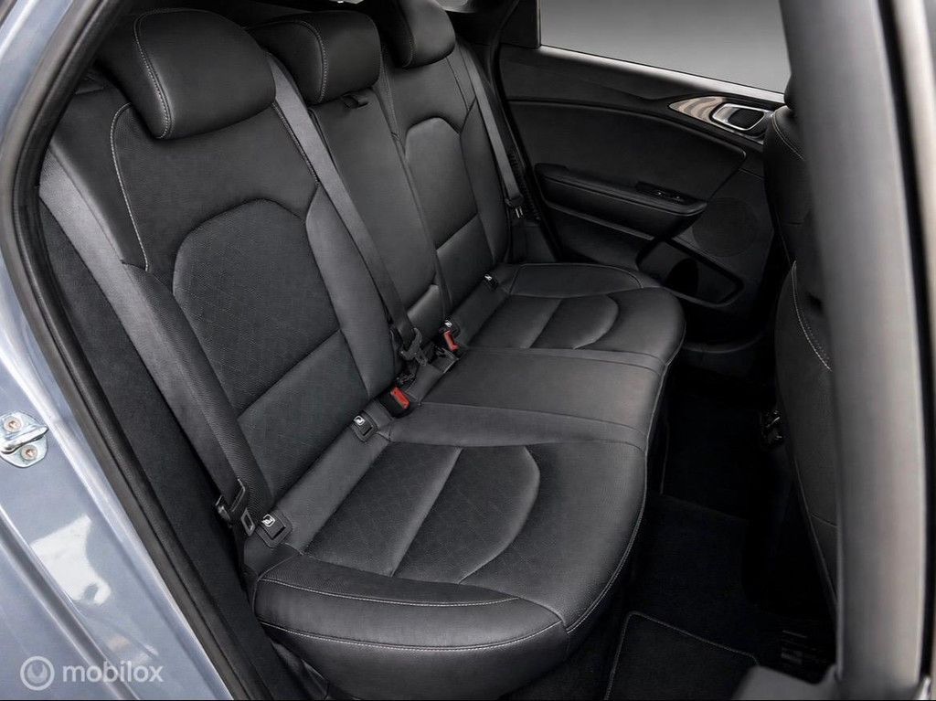 Kia Ceed Sportswagon 1.6 GDI PHEV ExecutiveLine | Schuif-Kanteldak| Trekhaak | Stuur-Stoel verwarming