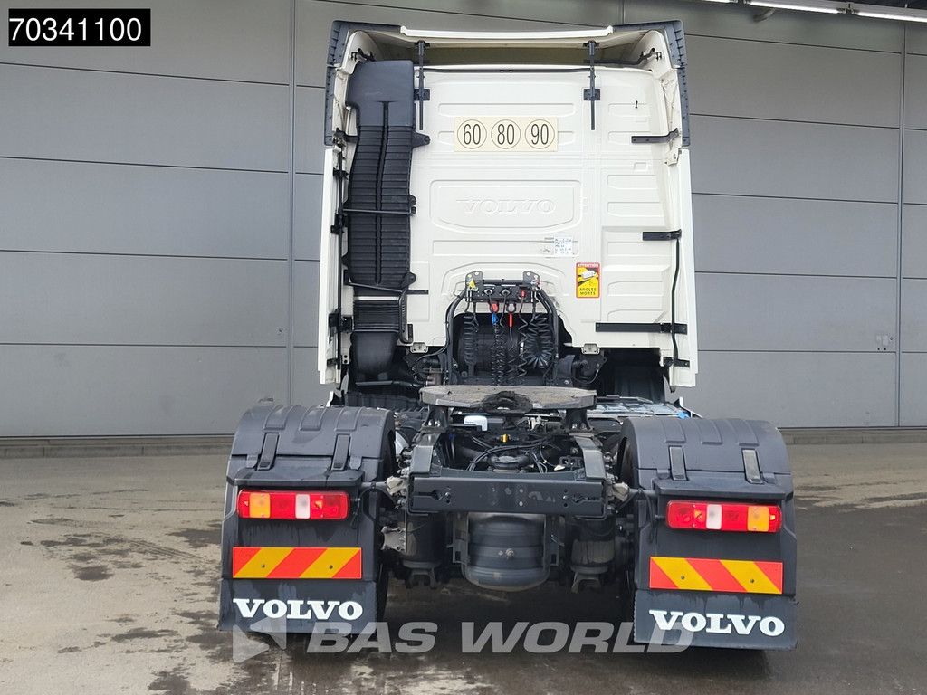 Volvo FM 460 4X2 D13! Globe 2x Tanks Navi