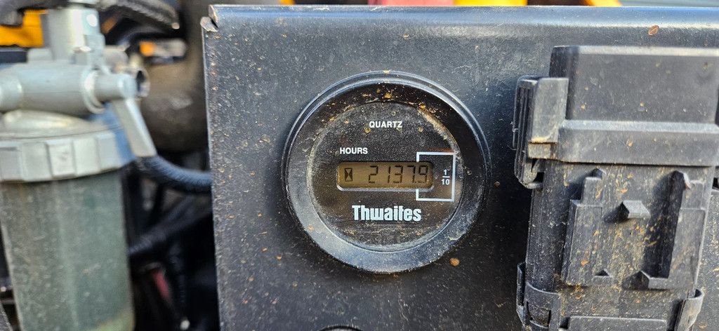 Thwaites 1 TONNE MACH 2001