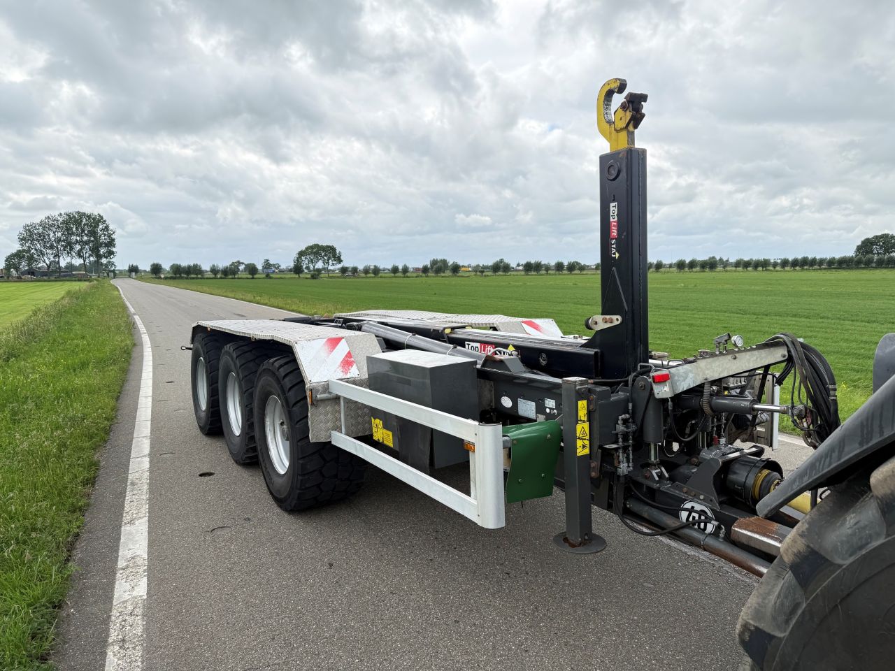 Toplift Staja haakarm carrier