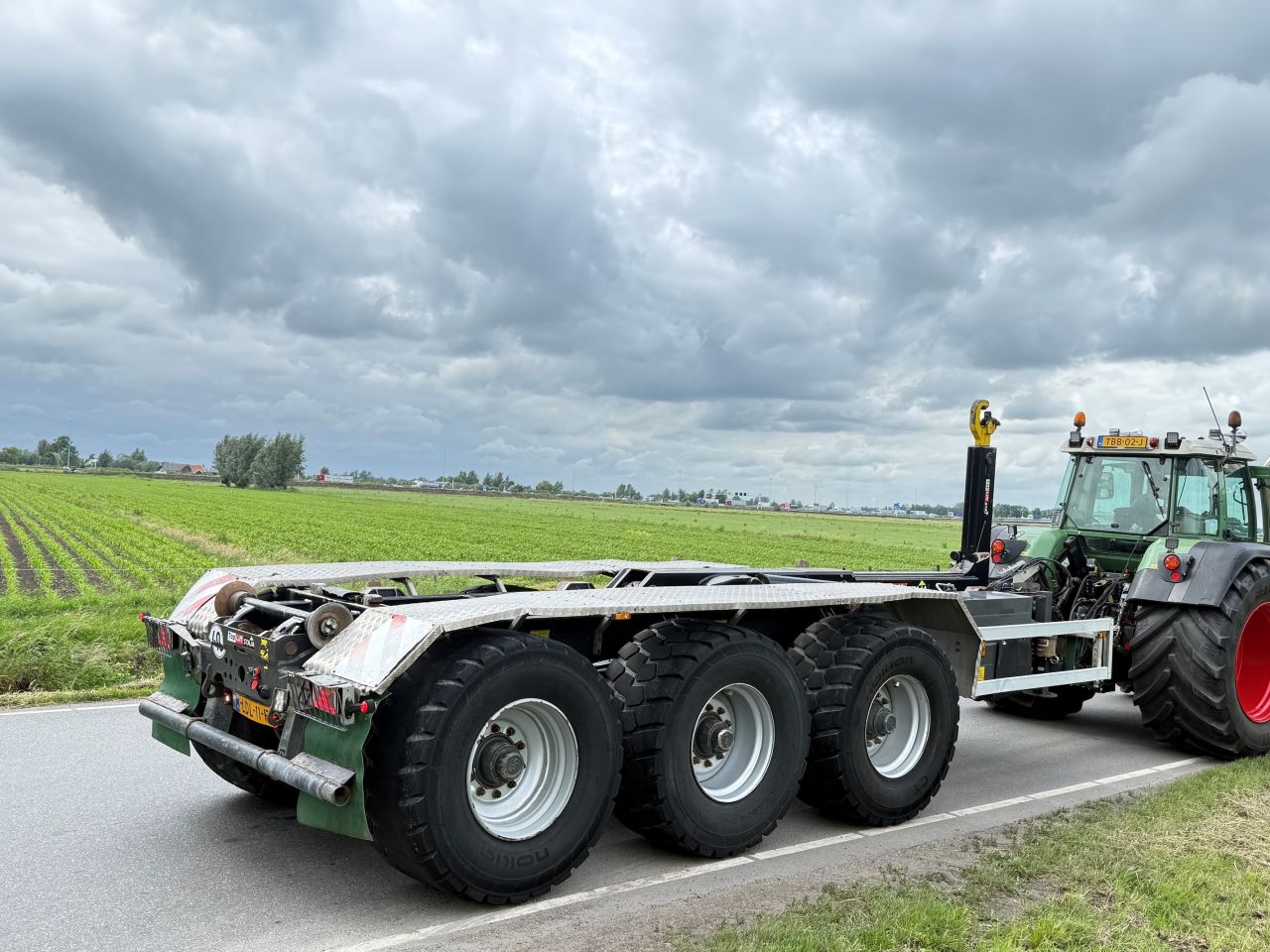 Toplift Staja haakarm carrier
