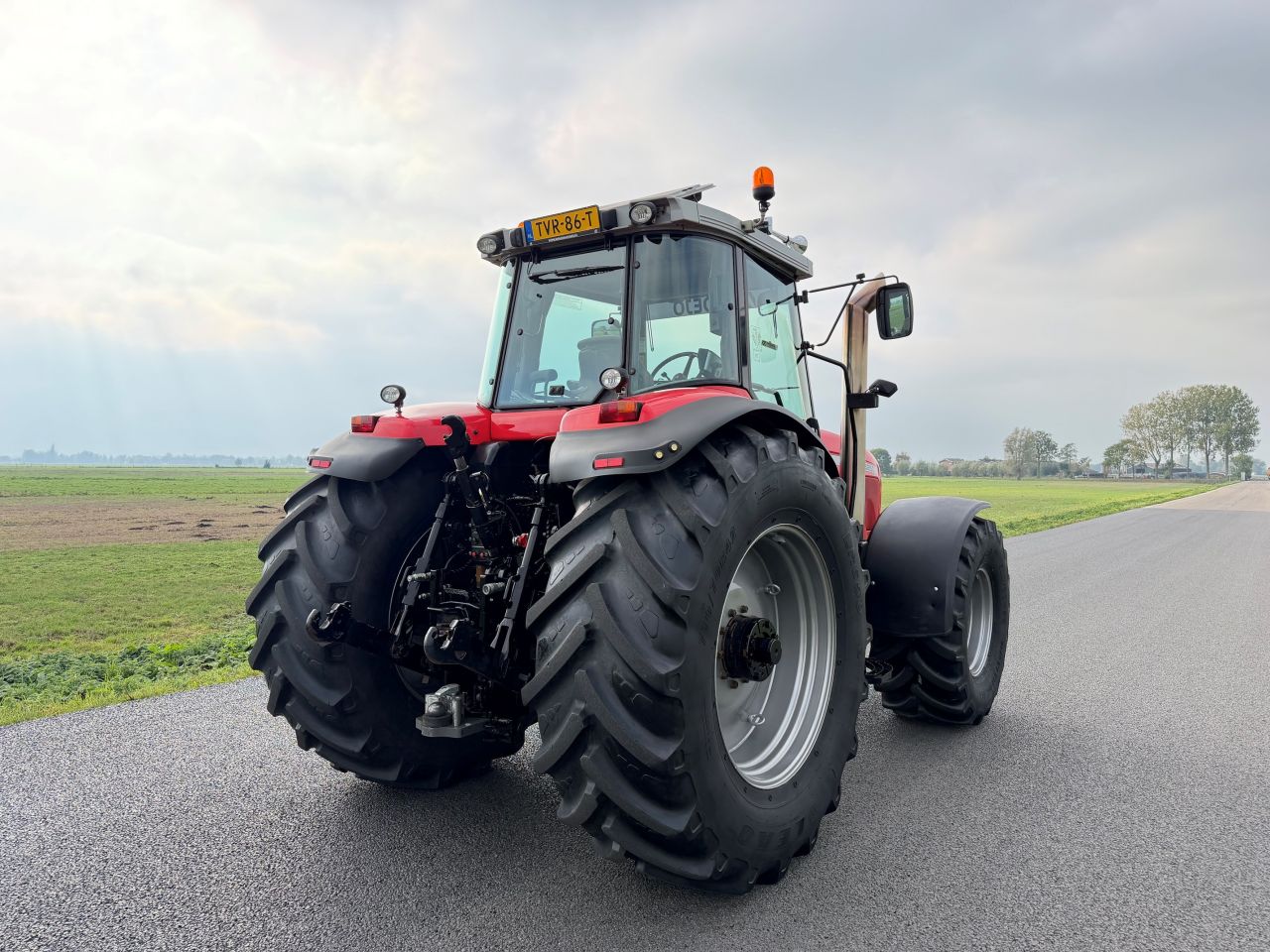 Te koop: Unieke MF 8250 XTRA