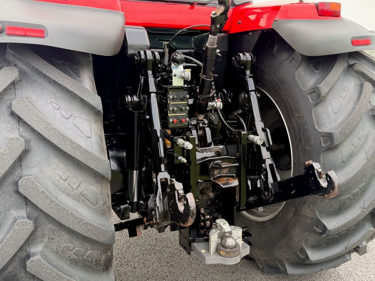 Te koop: Unieke MF 8250 XTRA