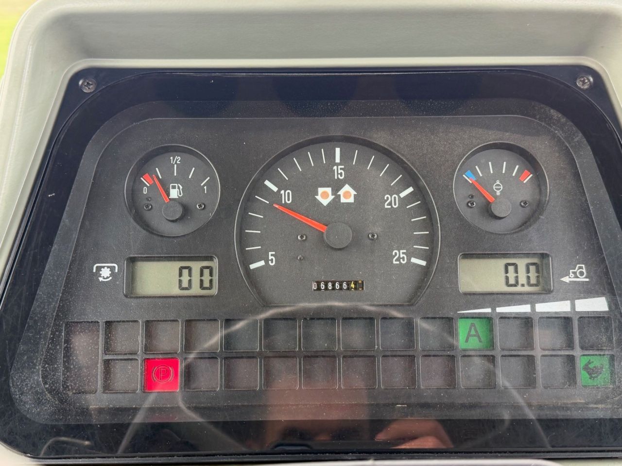 Te koop: Unieke MF 8250 XTRA