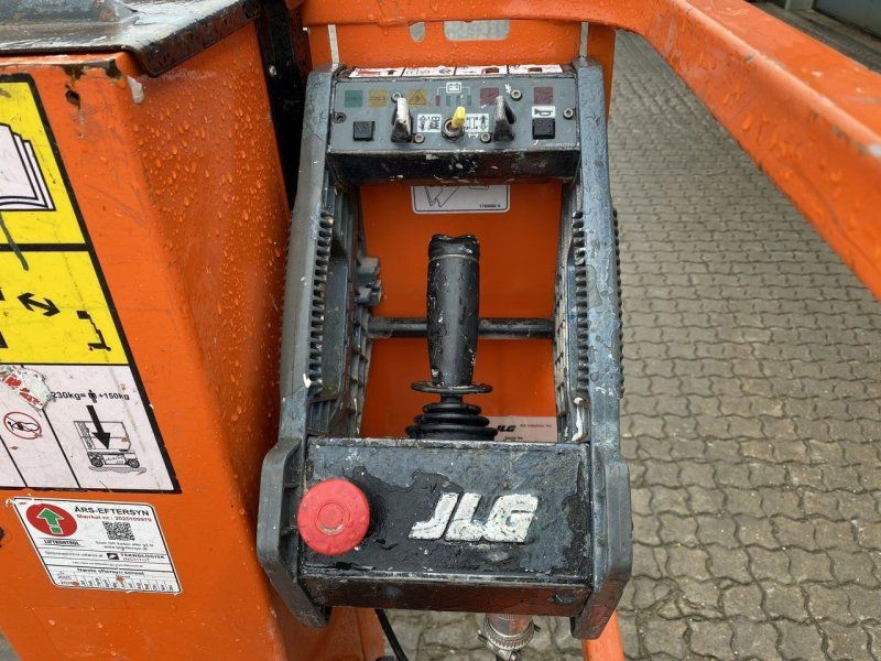 JLG 1230ES