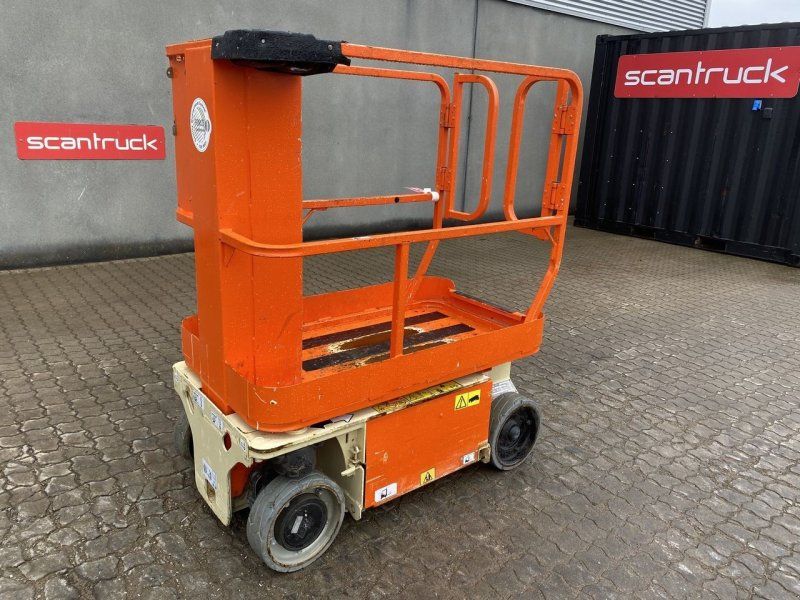 JLG 1230ES