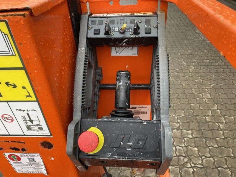 JLG 1230ES