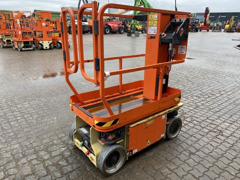 JLG 1230ES