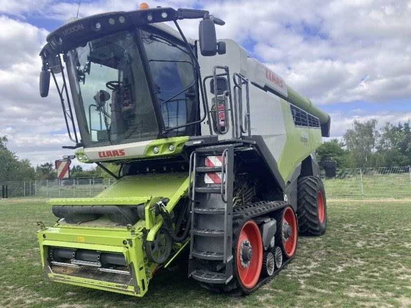 Claas LION 8700 TT