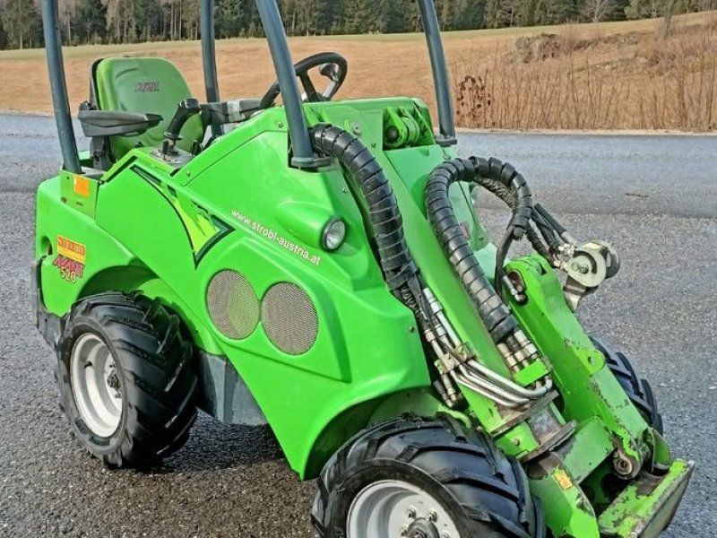 Avant Hoftrac 520