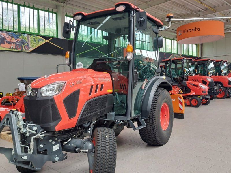Kubota LX351 CAB