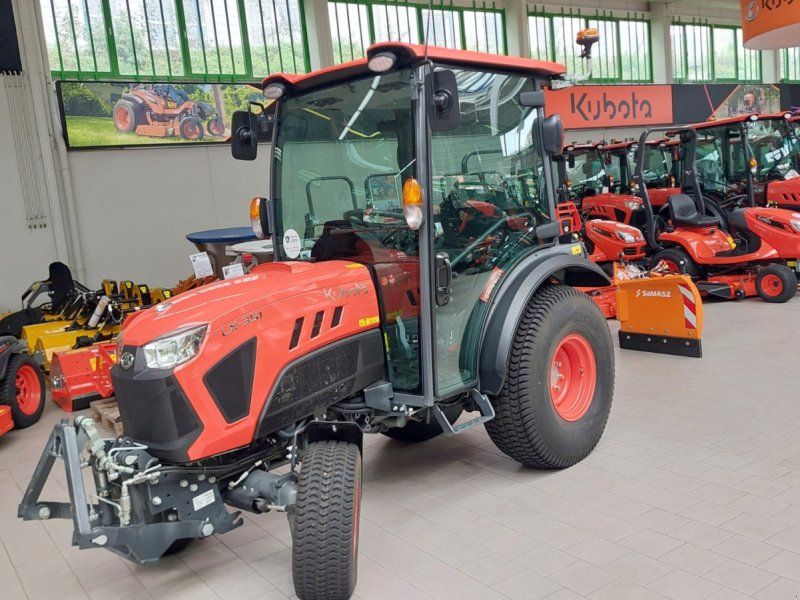 Kubota LX351 CAB