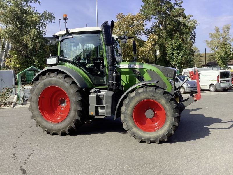 Fendt 512 VARIO S4 PROFI PLUS
