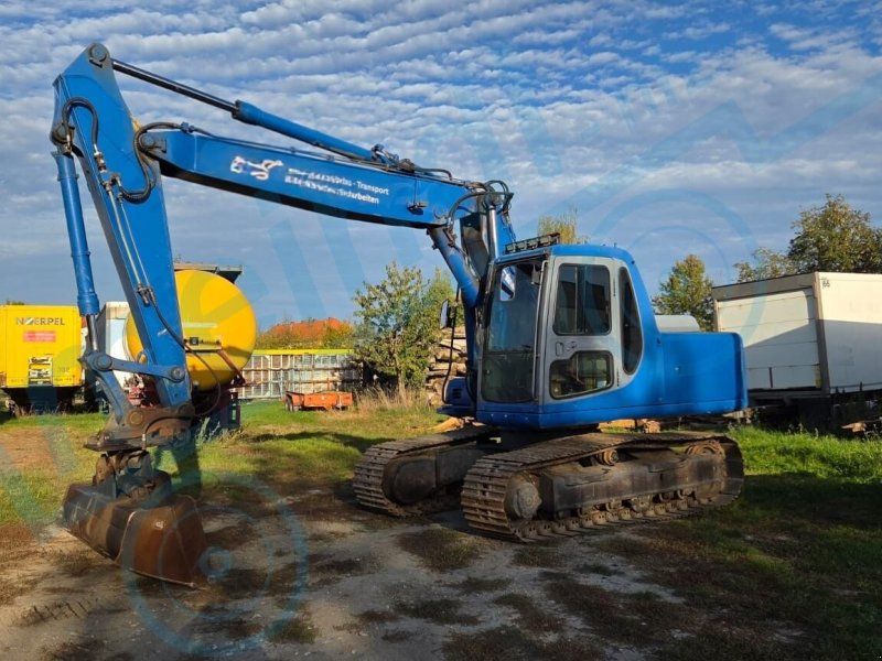 Komatsu PC160