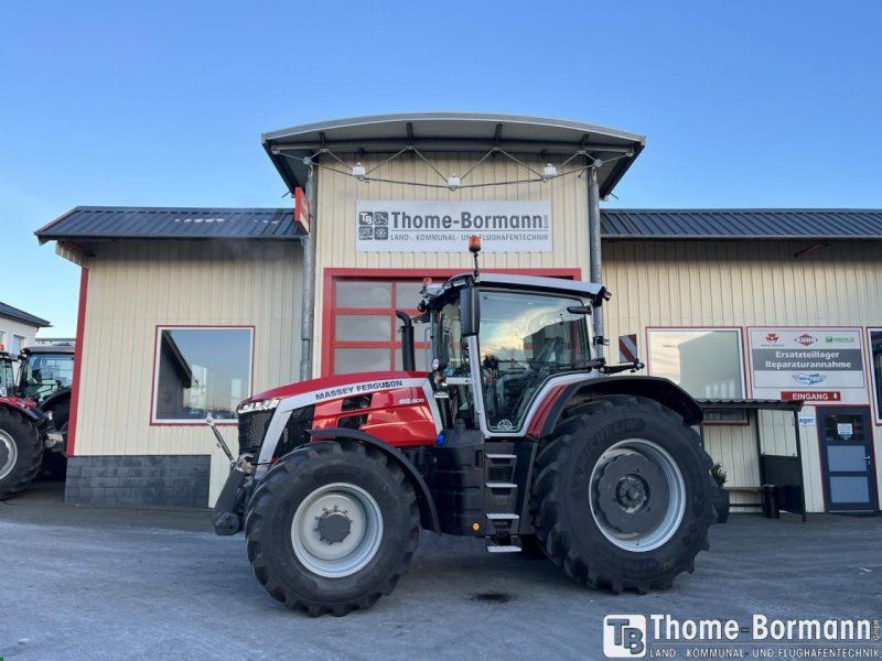 Massey Ferguson 8S.305 Dyna-VT Exclusive