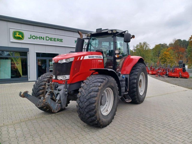 Massey Ferguson 7726