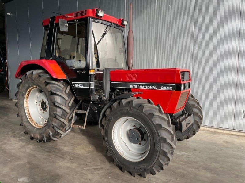 Case IH 844 XLA