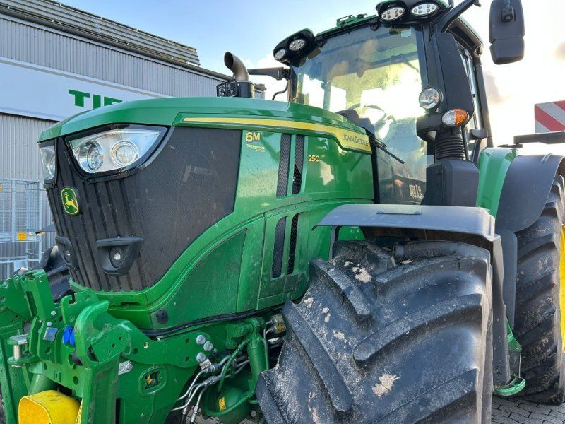 John Deere 6M 250 **MIETRÜCKLÄUFER**