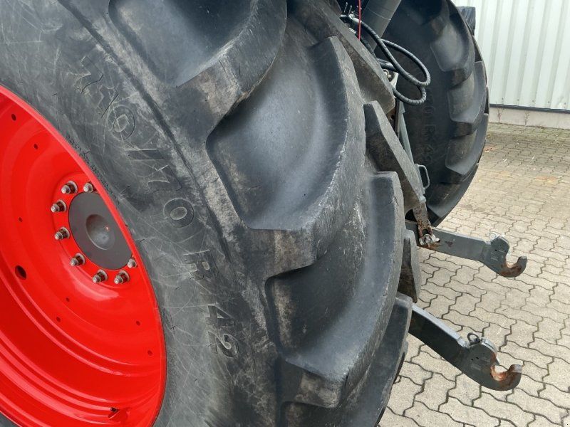 Claas AXION 870