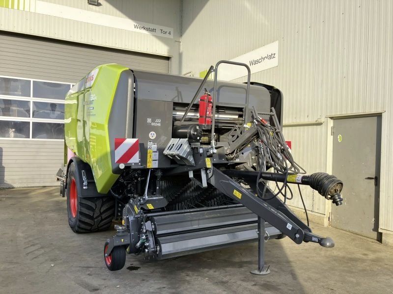 Claas ROLLANT 630 RC UNIWRAP